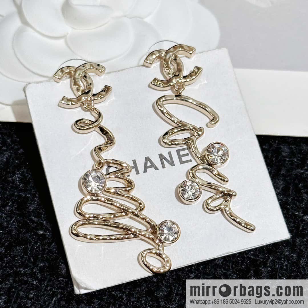 ❗️New ❗️ chanel stud earrings ☀️ new ☑️ chanel c2 double c letter stud earrings ☀️