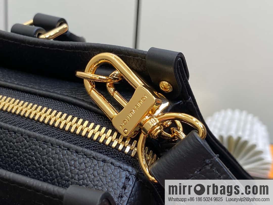 [Premium‑quality] M23640 black full leather embossed square bag series, autumn and winter new ONTHEGO EAST WEST handbag M23698