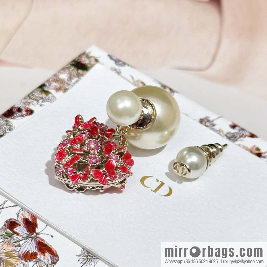 New ☑️ Dior size pearl peach heart love stud earrings