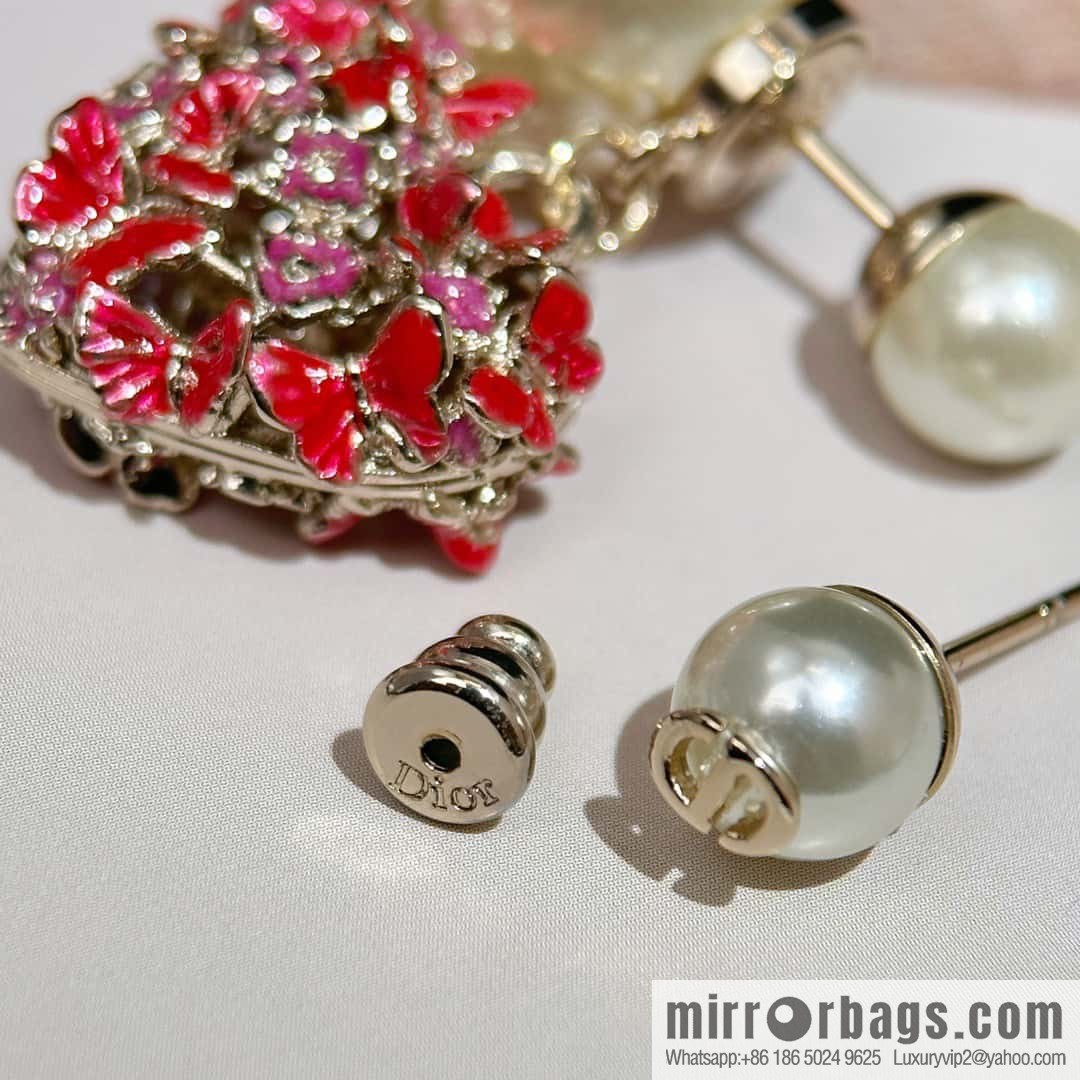 New ☑️ Dior size pearl peach heart love stud earrings