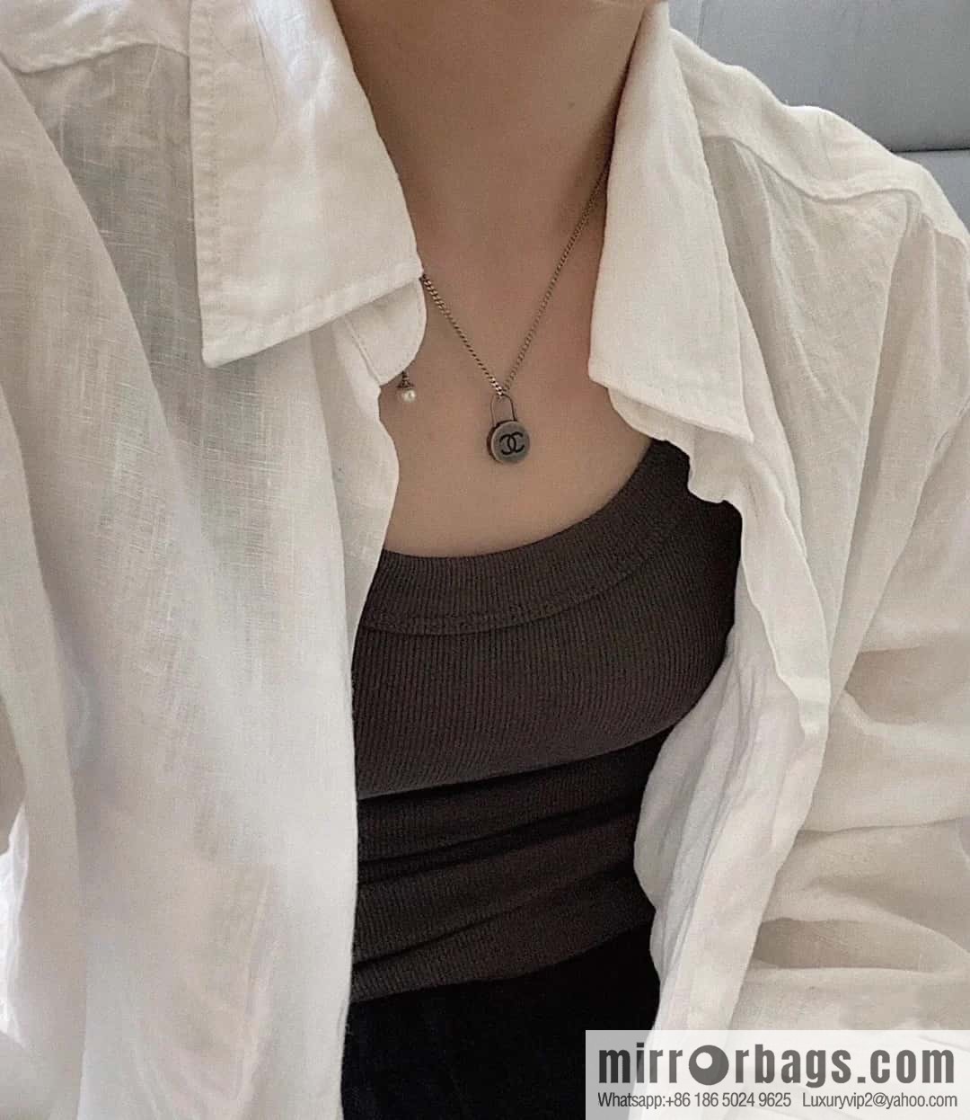 ☀️New ☑️ Chanel medieval series round lock head necklace