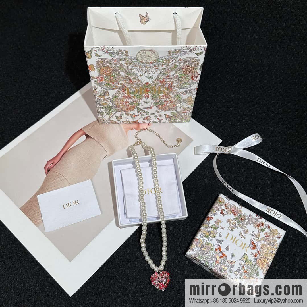 New ☑️ DIOR pearl peach heart love pearl necklace