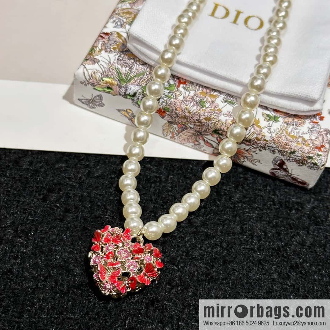 New ☑️ DIOR pearl peach heart love pearl necklace
