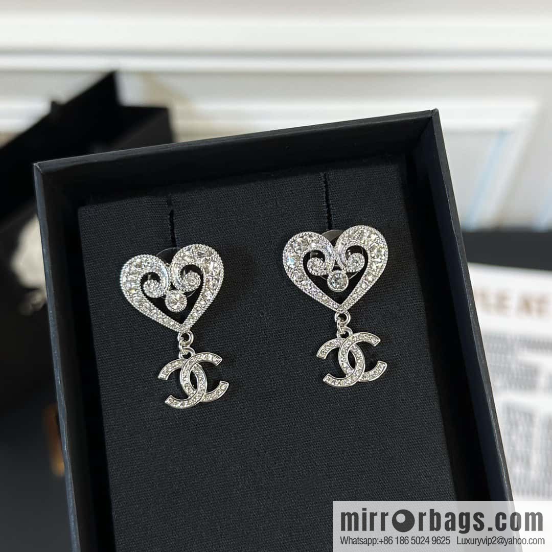☀️New ☑️ chanel c2 double c full diamond peach heart love earrings