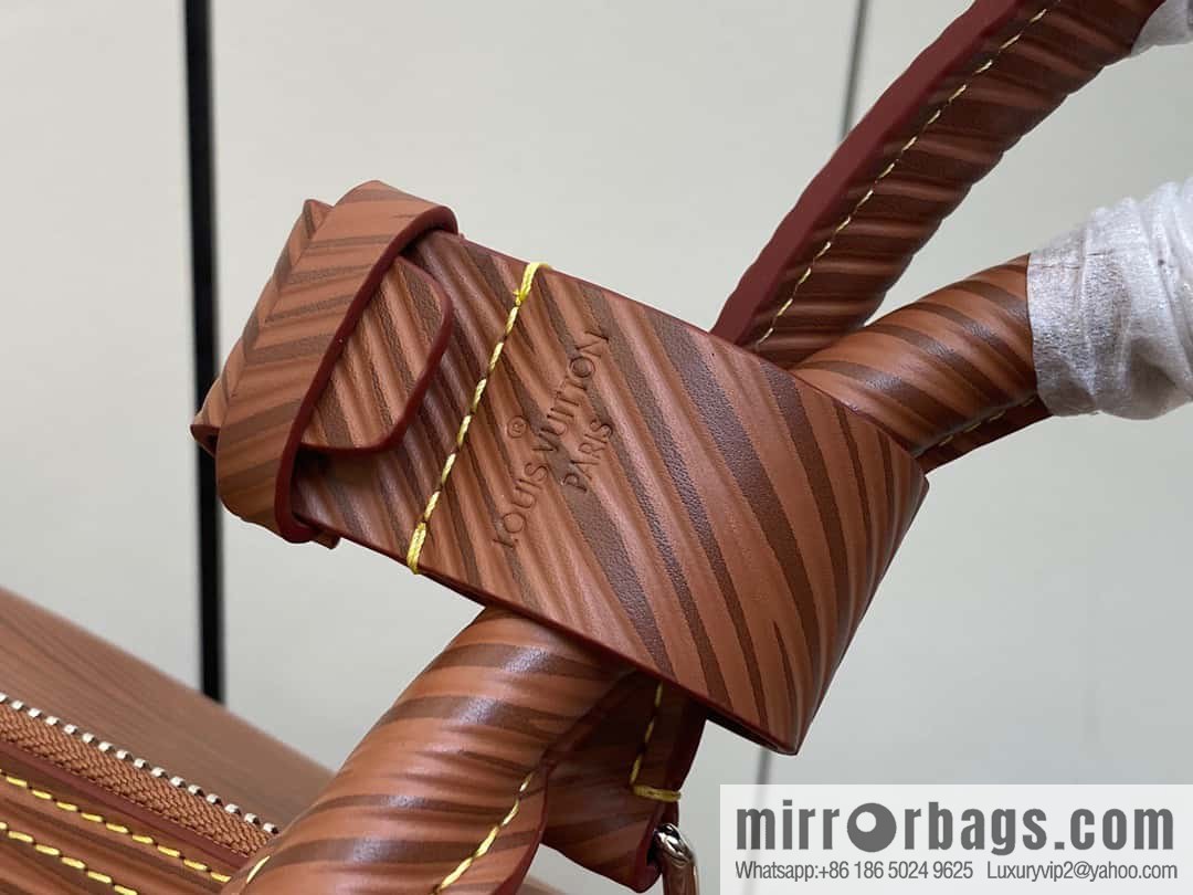 [Boutique‑grade] M23721 brown epi full leather travel bag series, this Keepall Bandoulière 50 handbag
