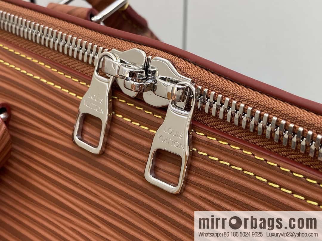 [Boutique‑grade] M23721 brown epi full leather travel bag series, this Keepall Bandoulière 50 handbag