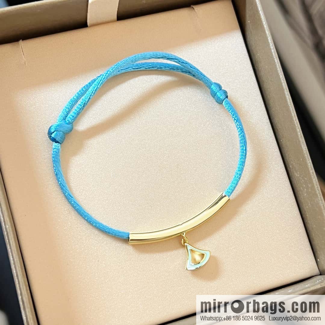 ☀BVLGARI SERPENTI FOREVER series small fan bracelet hand rope