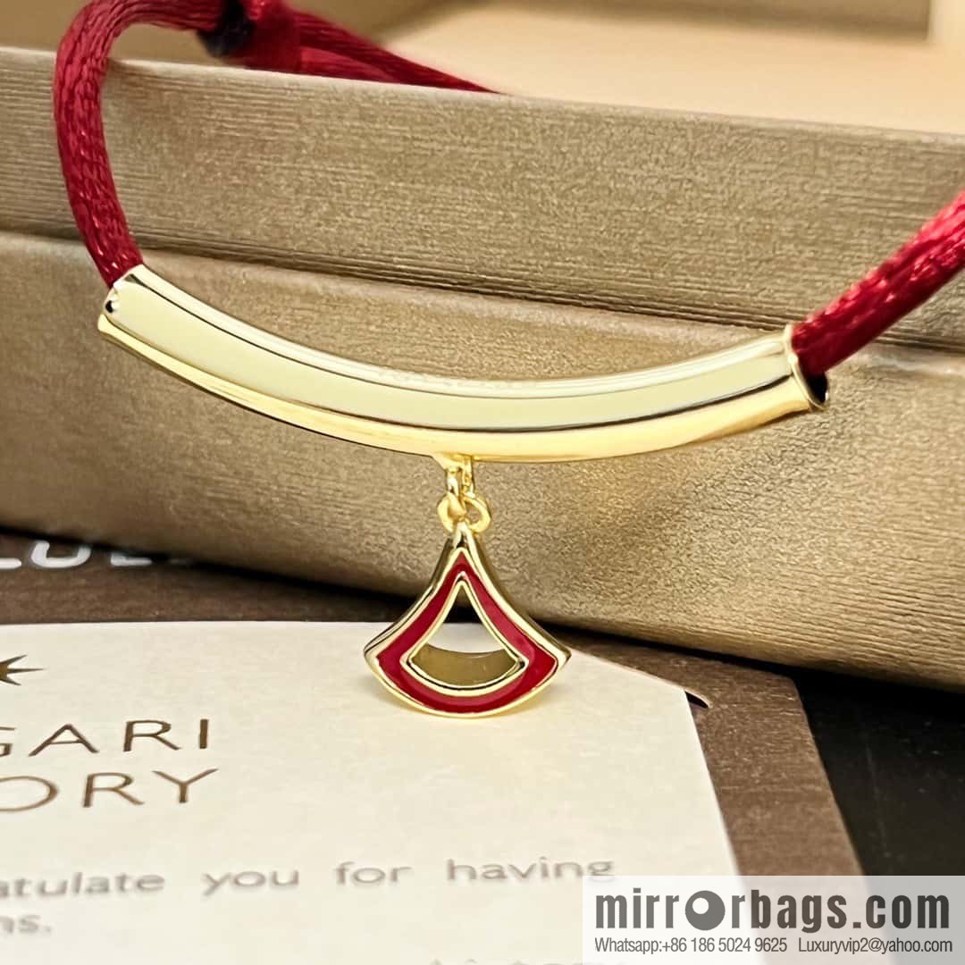 ☀BVLGARI SERPENTI FOREVER series small fan bracelet hand rope