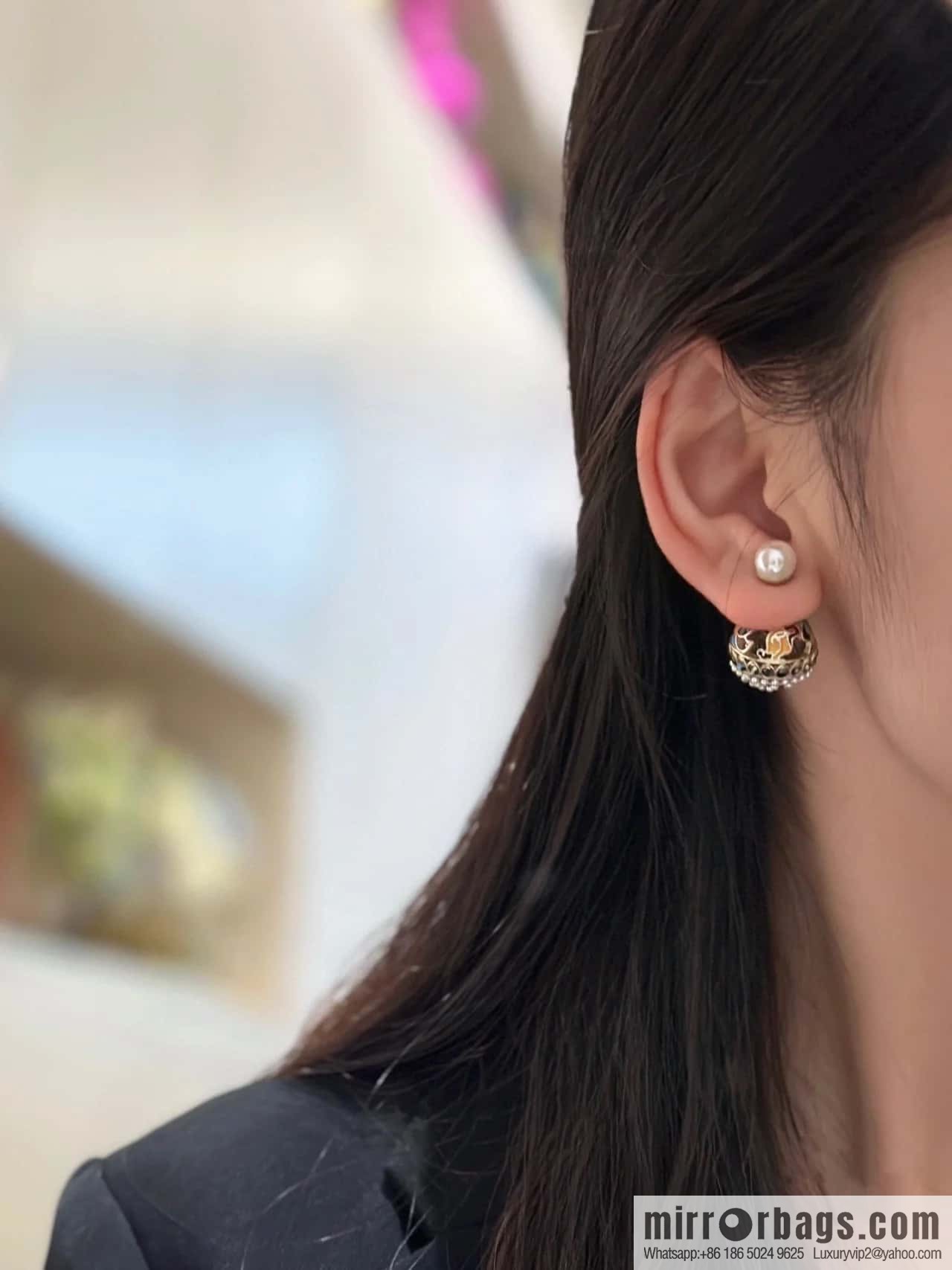 New ☑️ Dior hollow oil drop pearl stud earrings