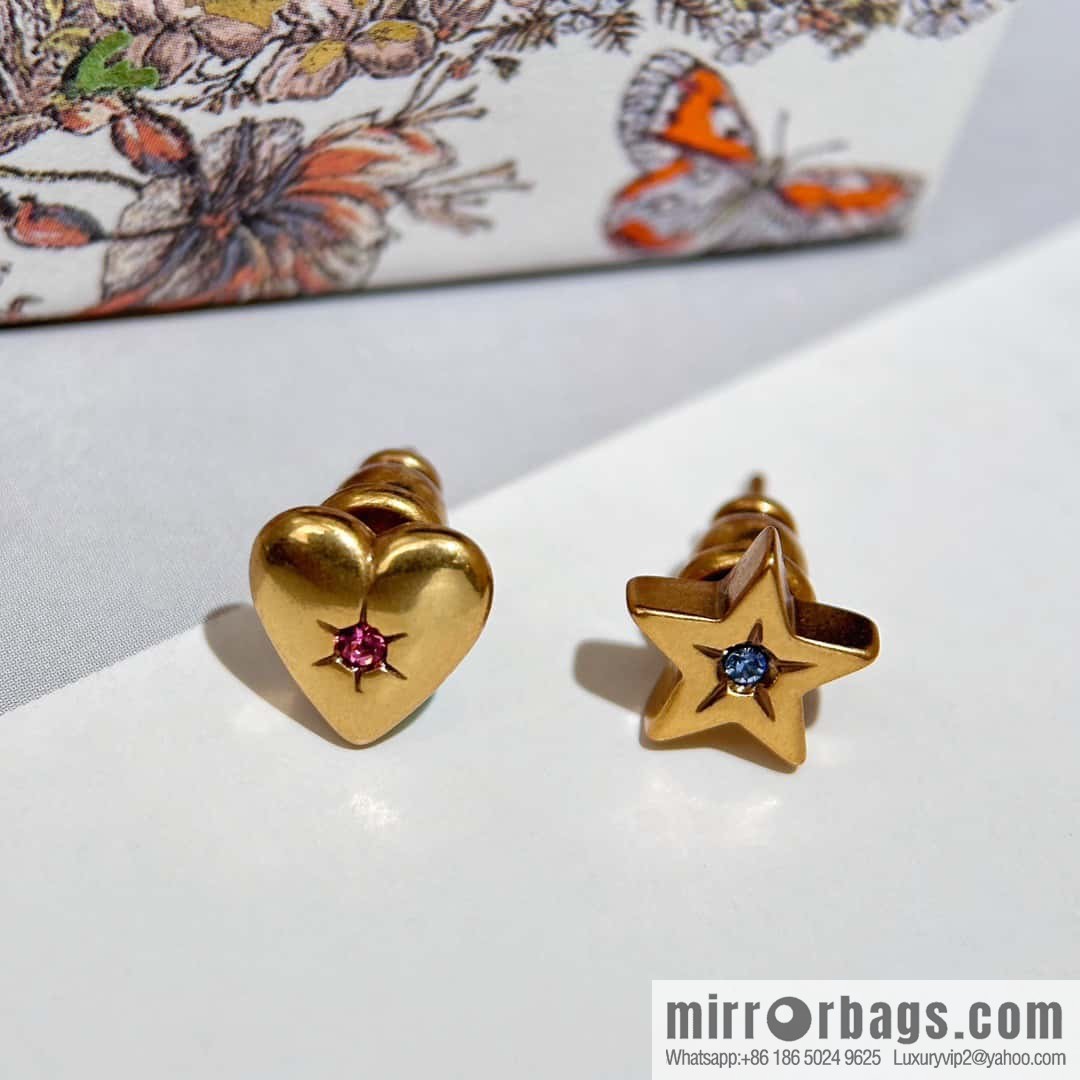 New ☑️ Dior love CD pentagram three-piece stud earrings