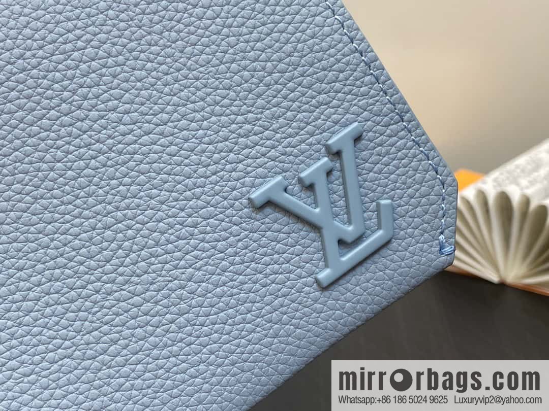 [Boutique‑grade] M82804 light blue, full leather men's bag messenger bag series, new FASTLINE WEARABLE WALLET handbag in autumn and winter