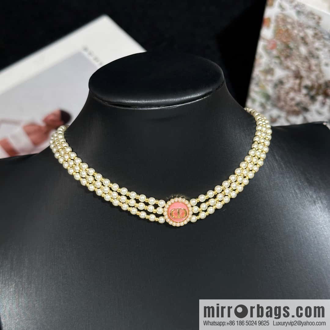 New ☑️ DIOR three-layer pearl necklace