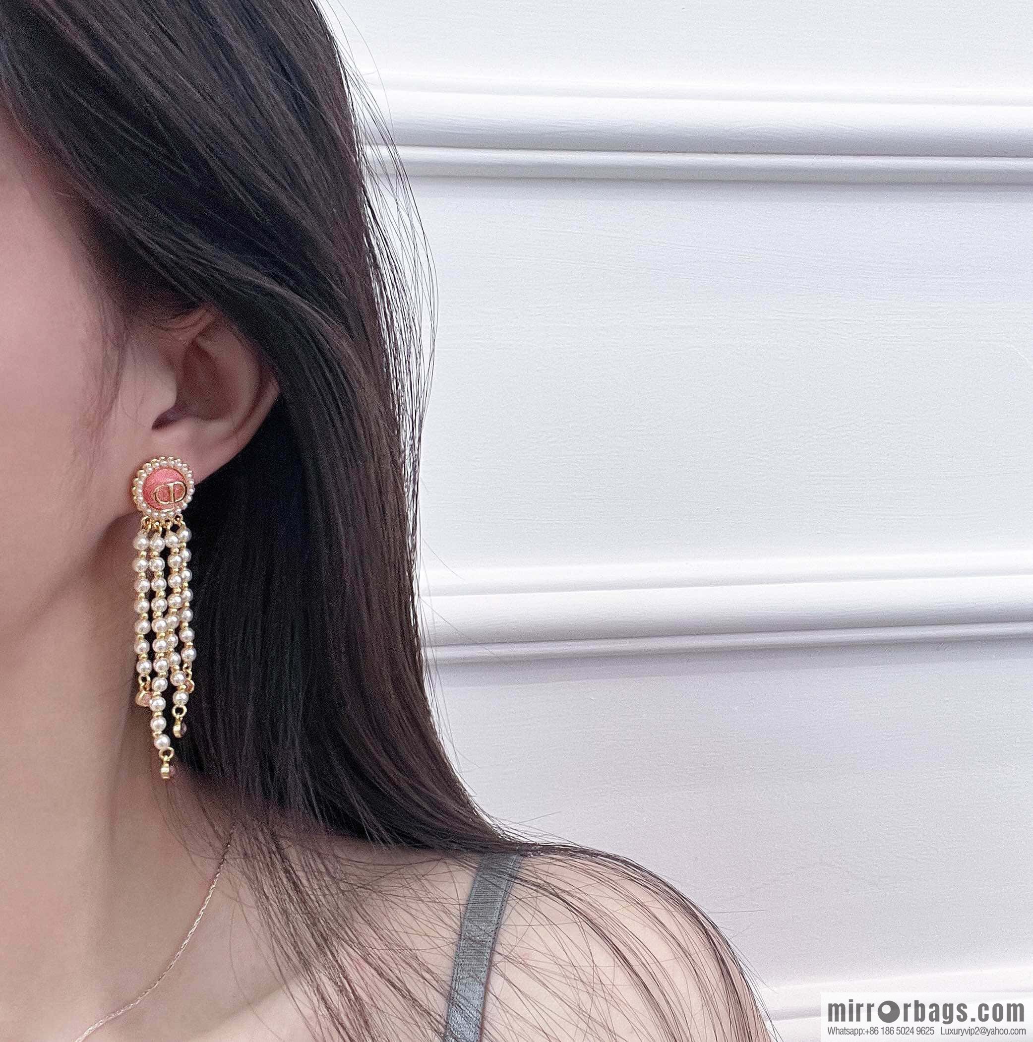 New ☑️ Dior tassel pearl stud earrings