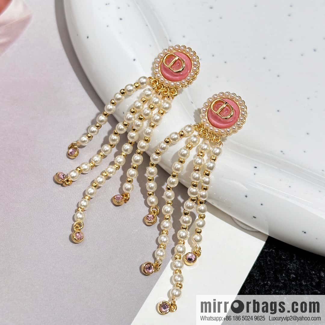 New ☑️ Dior tassel pearl stud earrings