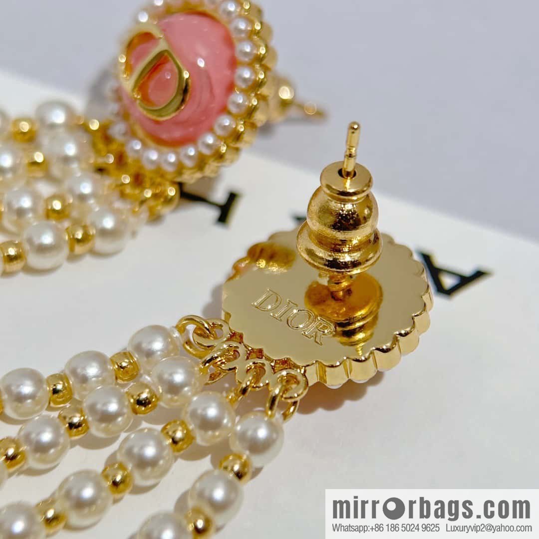 New ☑️ Dior tassel pearl stud earrings