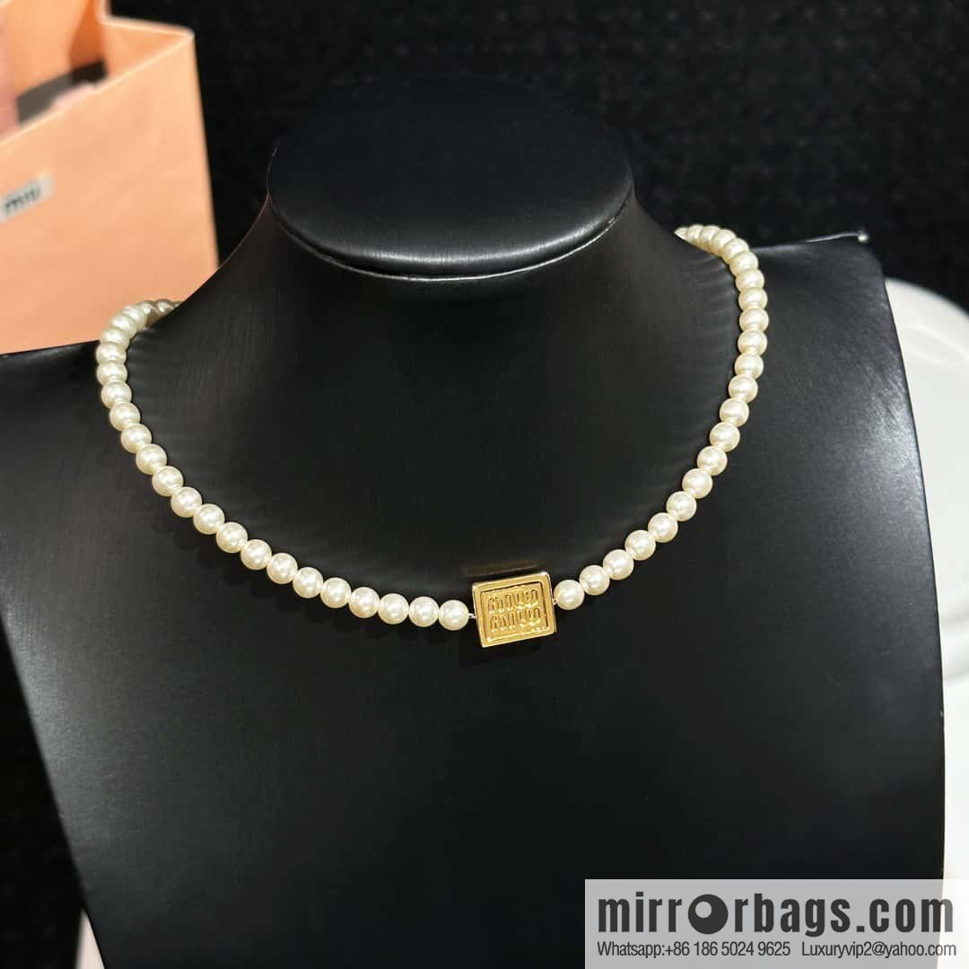 ❗️New ❗️ MIUMIU stud earrings MIU MIU Miu square letter pearl necklace