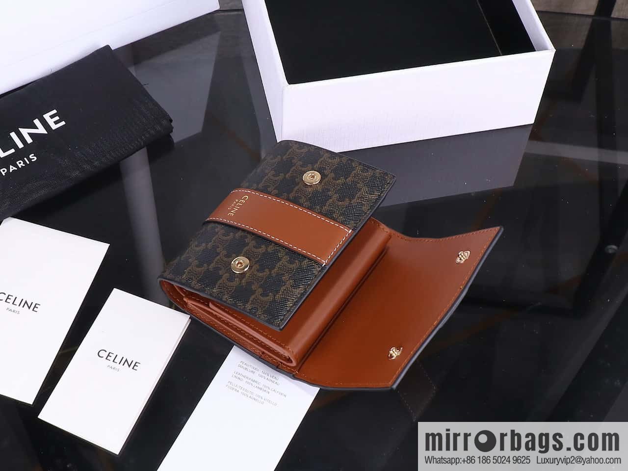 [Premium quality, all-steel hardware] CE tri-fold wallet 🅰️🅰️ simple monogram tri-fold wallet model number: 100572