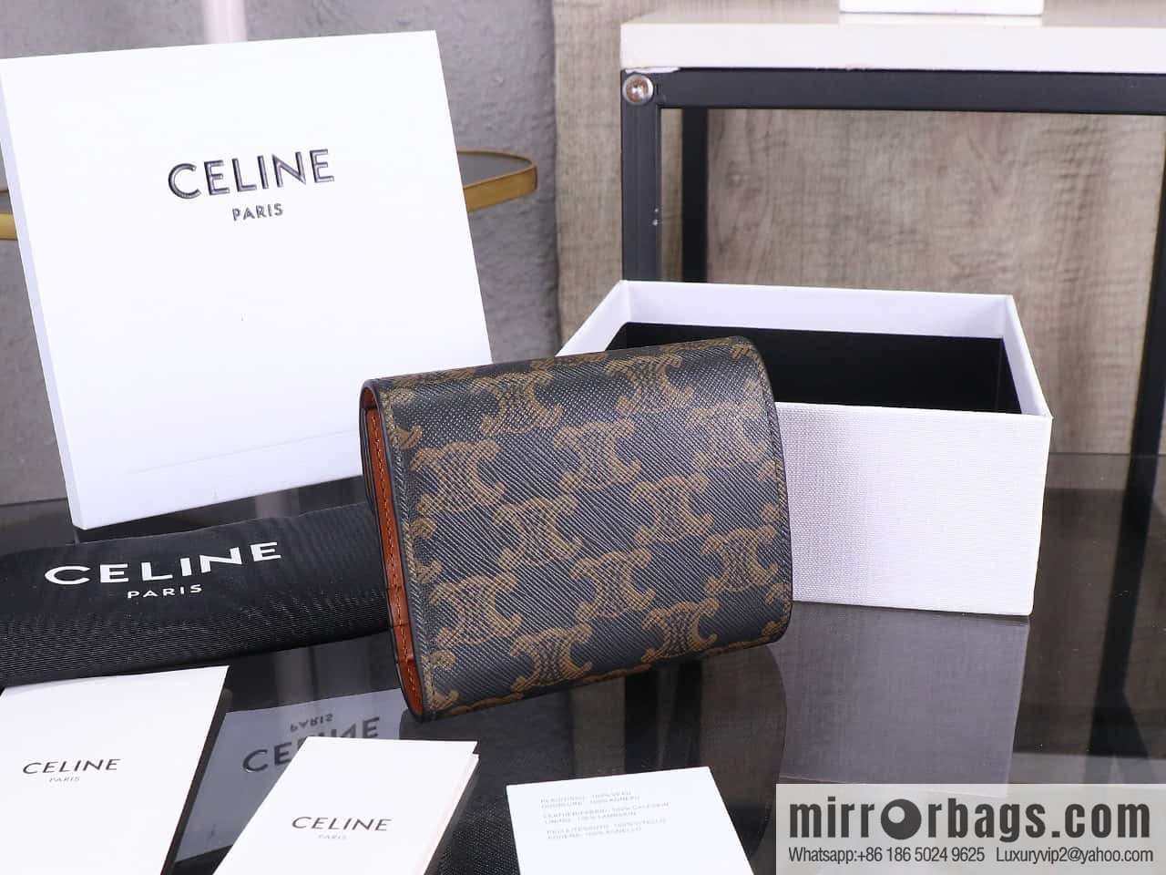 [Premium quality, all-steel hardware] CE tri-fold wallet 🅰️🅰️ simple monogram tri-fold wallet model number: 100782