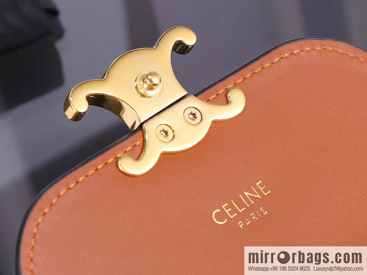 [Premium quality, all-steel hardware] CE tri-fold wallet 🅰️🅰️ simple monogram tri-fold wallet model number: 100782