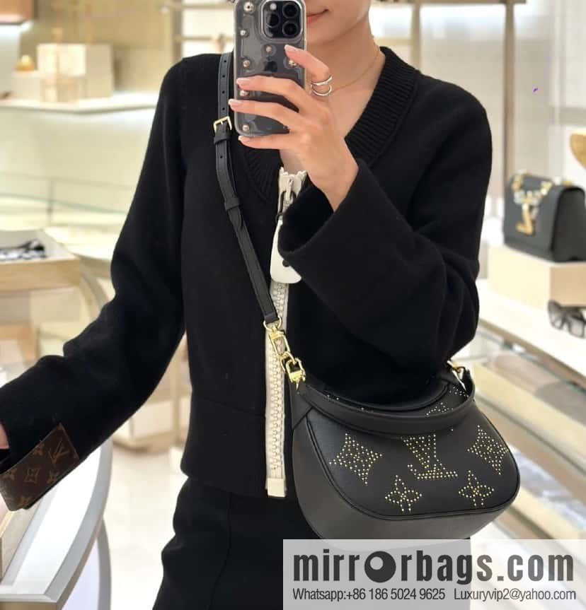 [Boutique‑grade] M46735 black full leather willow nail croissant series, this Bagatelle handbag m46091 full leather rivet with nails, crescent bag, pea bag, croissant bag