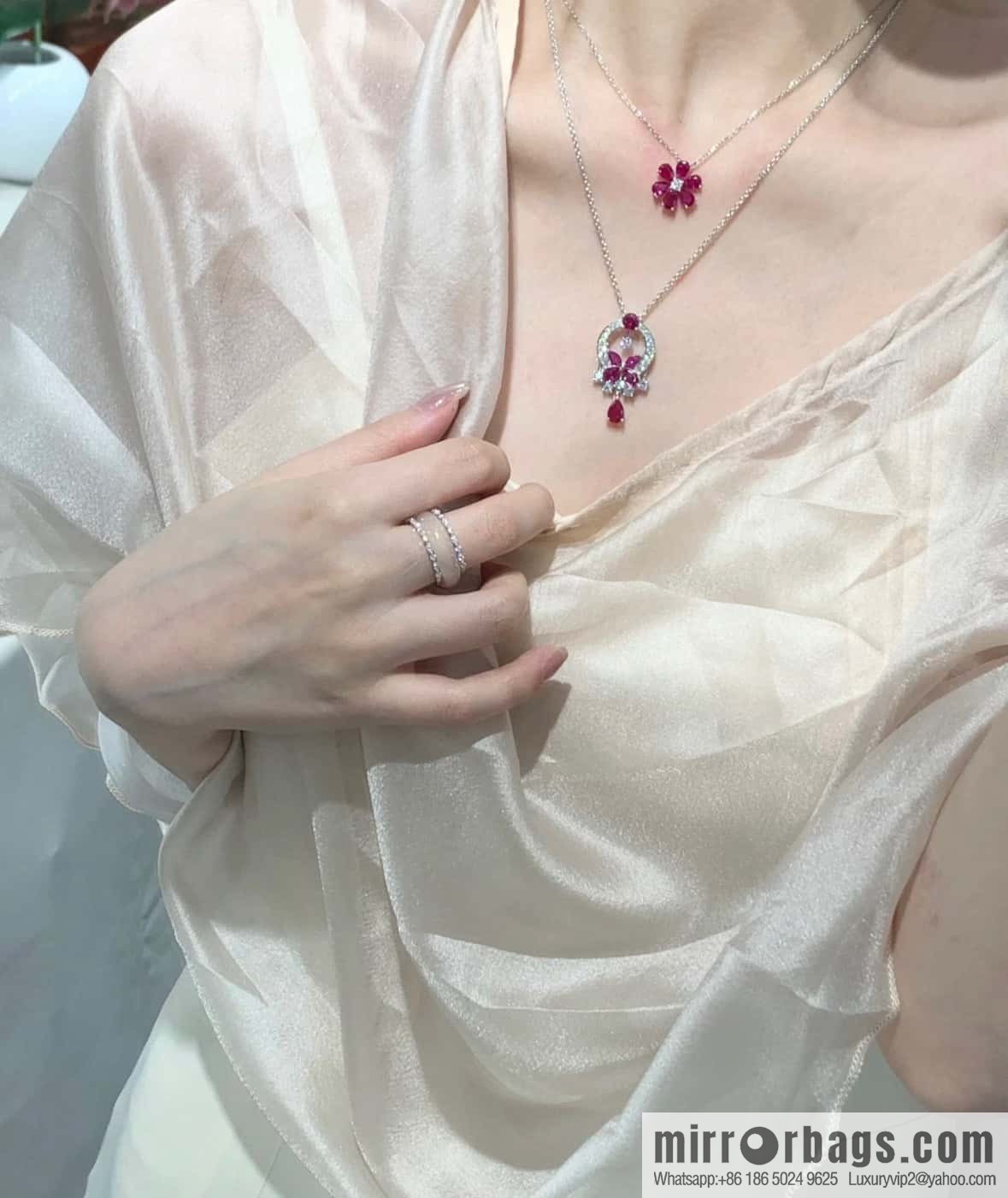 ❗️New ❗️ GRAFF Graff Diamond Butterfly 🦋 Necklace