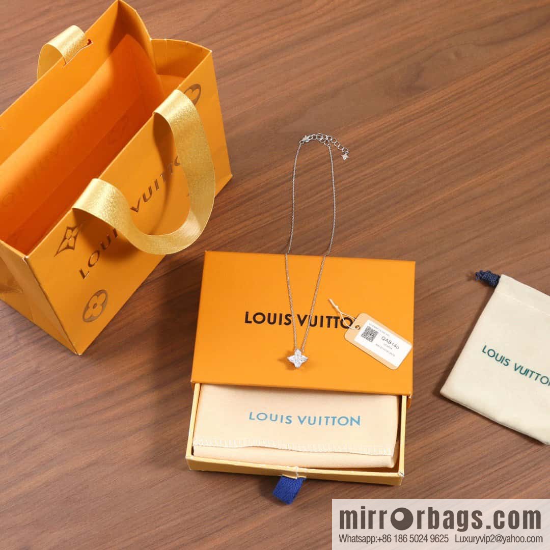 Louis Vuitton Louis Vuitton diamond necklace, stud earrings