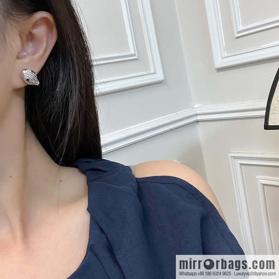 ☀️Bulgari BVLGARI latest series SERPENTI snake head ear shot earrings studs