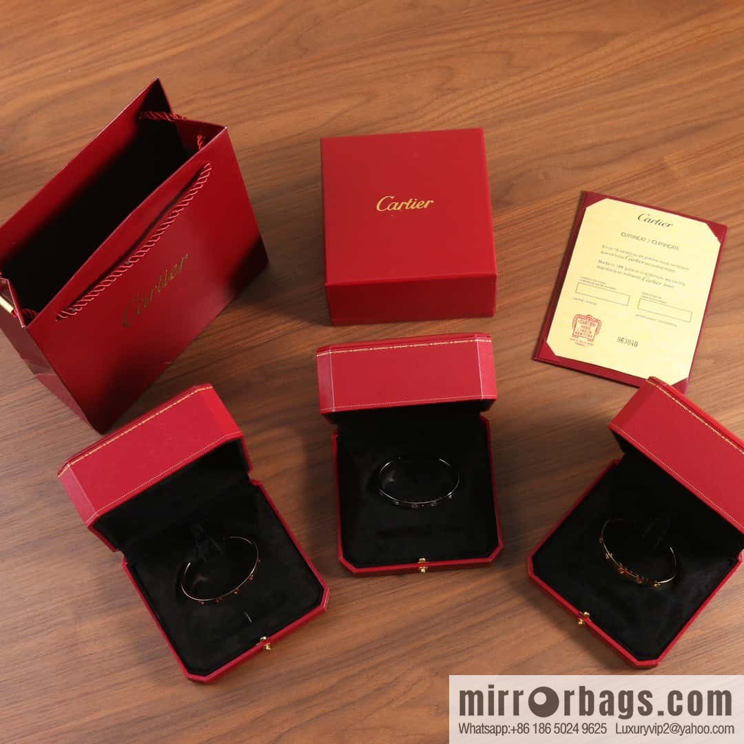 ☀️Cartier LOVE series open smooth bracelet