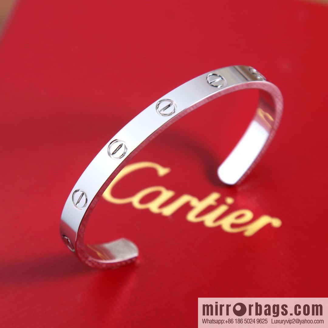 ☀️Cartier LOVE series open smooth bracelet