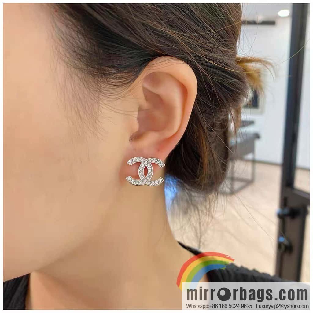 ☀️New ☑️ chanel c1 full diamond double c earrings stud earrings ☀️