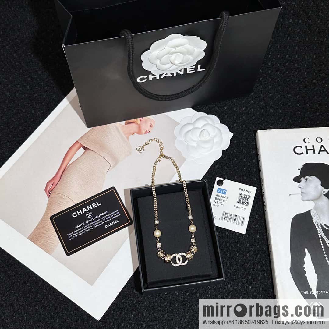 ❗️New ❗️ Chanel necklace ☀️ new ☑️ Chanel double c pearl necklace ☀️