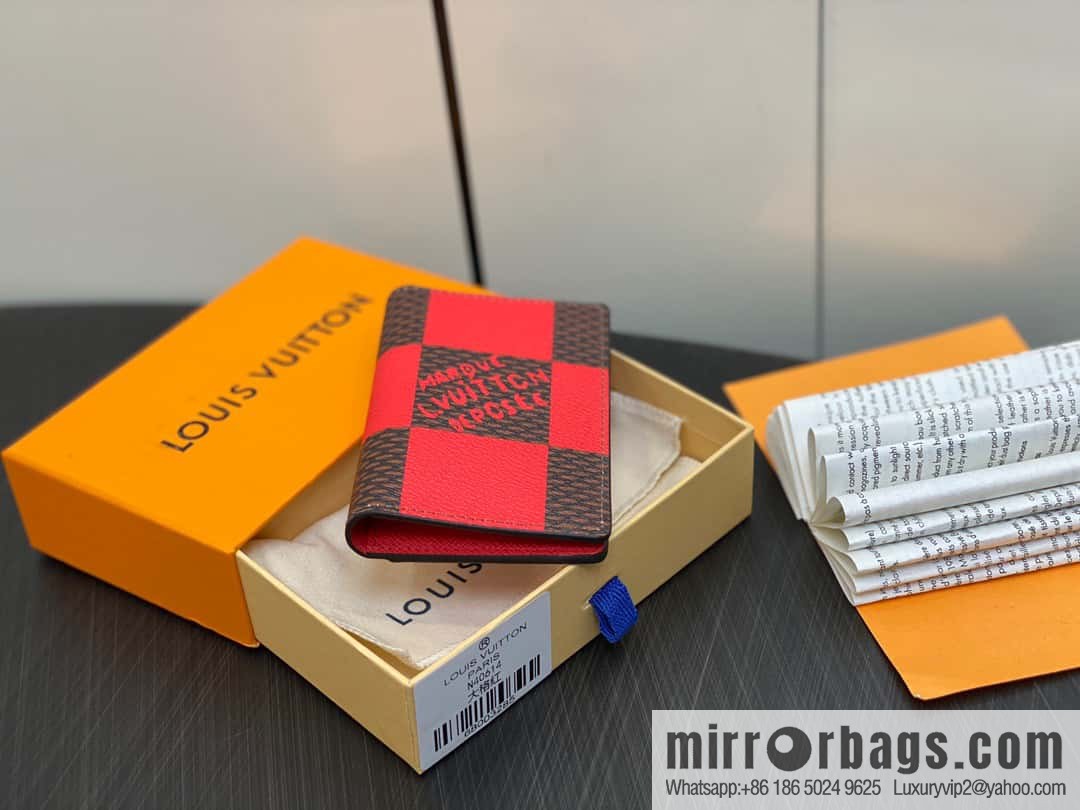 [Boutique‑grade] M40614 red big plaid pocket wallet