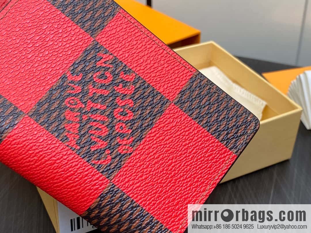 [Boutique‑grade] M40614 red big plaid pocket wallet