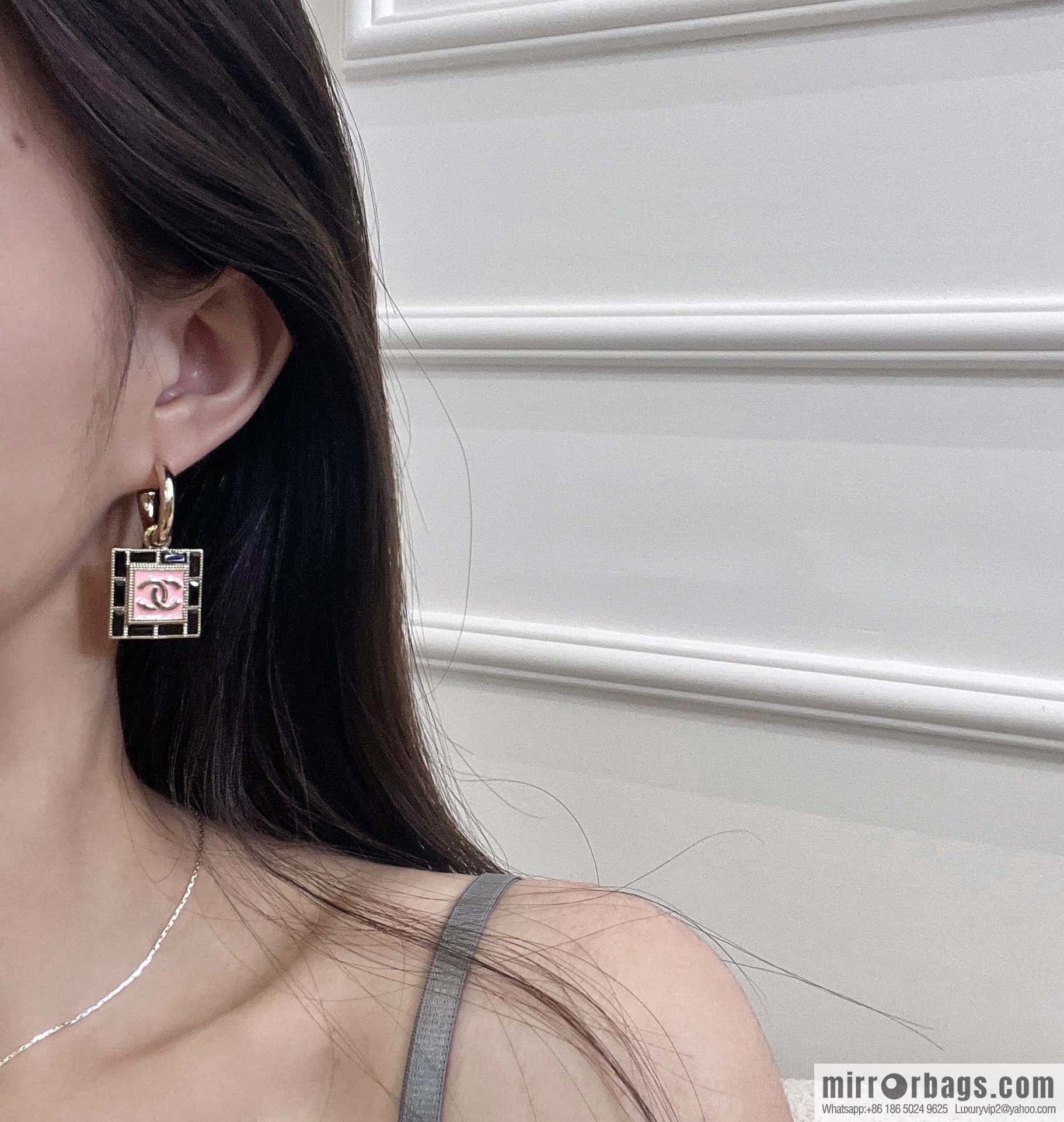 ❗️New ❗️ Chanel stud earrings ☀️ new ☑️ Chanel c2 double c square stud earrings ☀️
