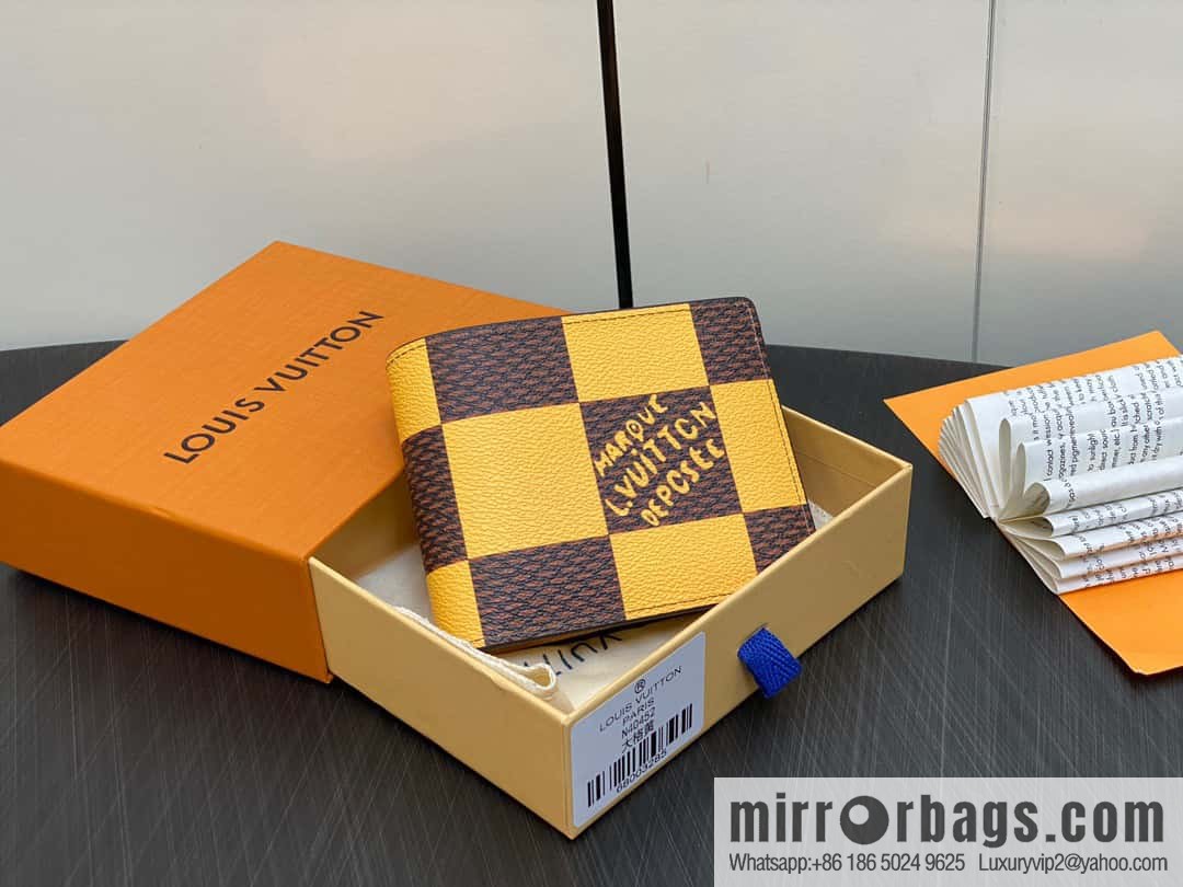 [Premium‑quality] M40452 yellow large plaid suit wallet series Multiple wallets