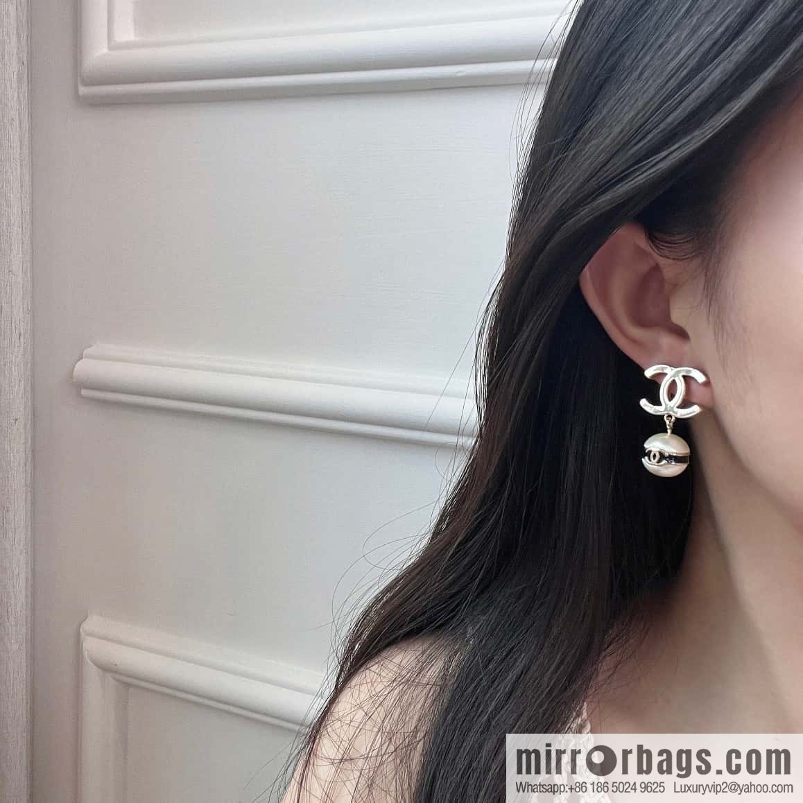 ❗️New ❗️ chanel stud earrings ☀️ new ☑️ chanel c2 double c pearl stud earrings ☀️