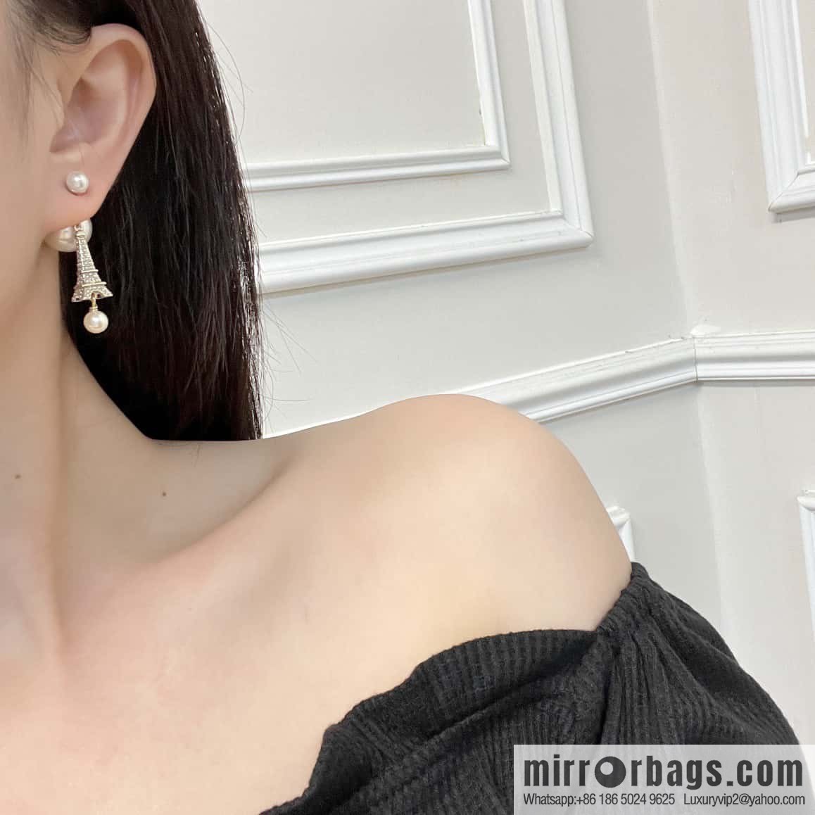 New ☑️ Dior size pearl Eiffel Tower Arc de Triomphe stud earrings