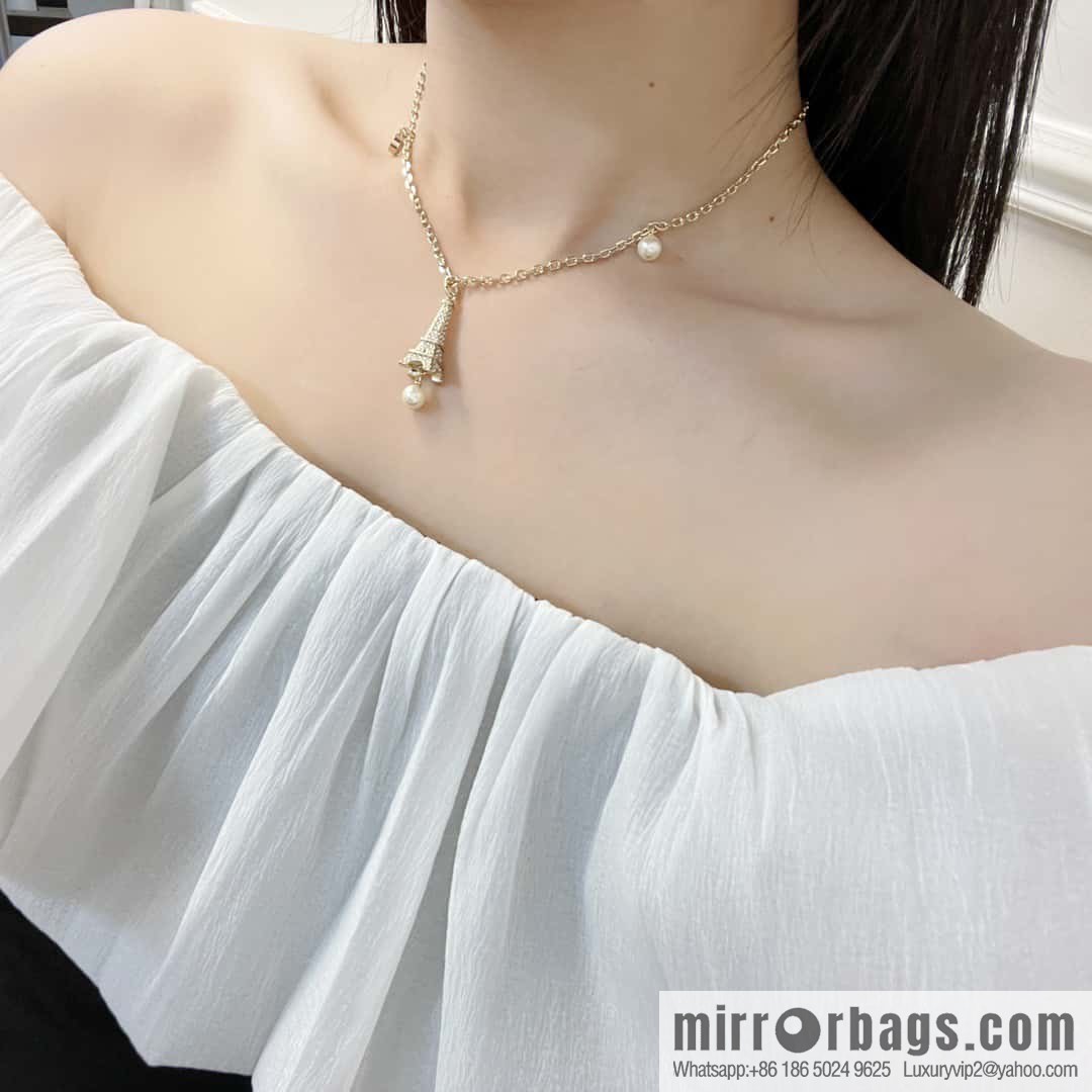 New ☑️ DIOR pearl Eiffel Tower necklace