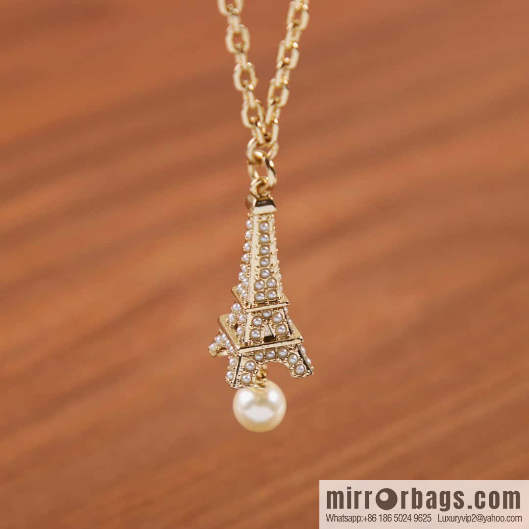 New ☑️ DIOR pearl Eiffel Tower necklace