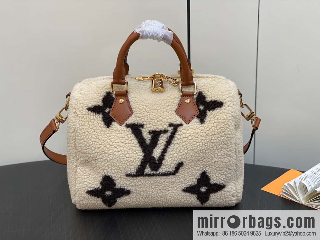 [Premium‑quality] M23568 meters white, lamb wool pillow bag speedy series Speedy Bandoulière 25 handbag