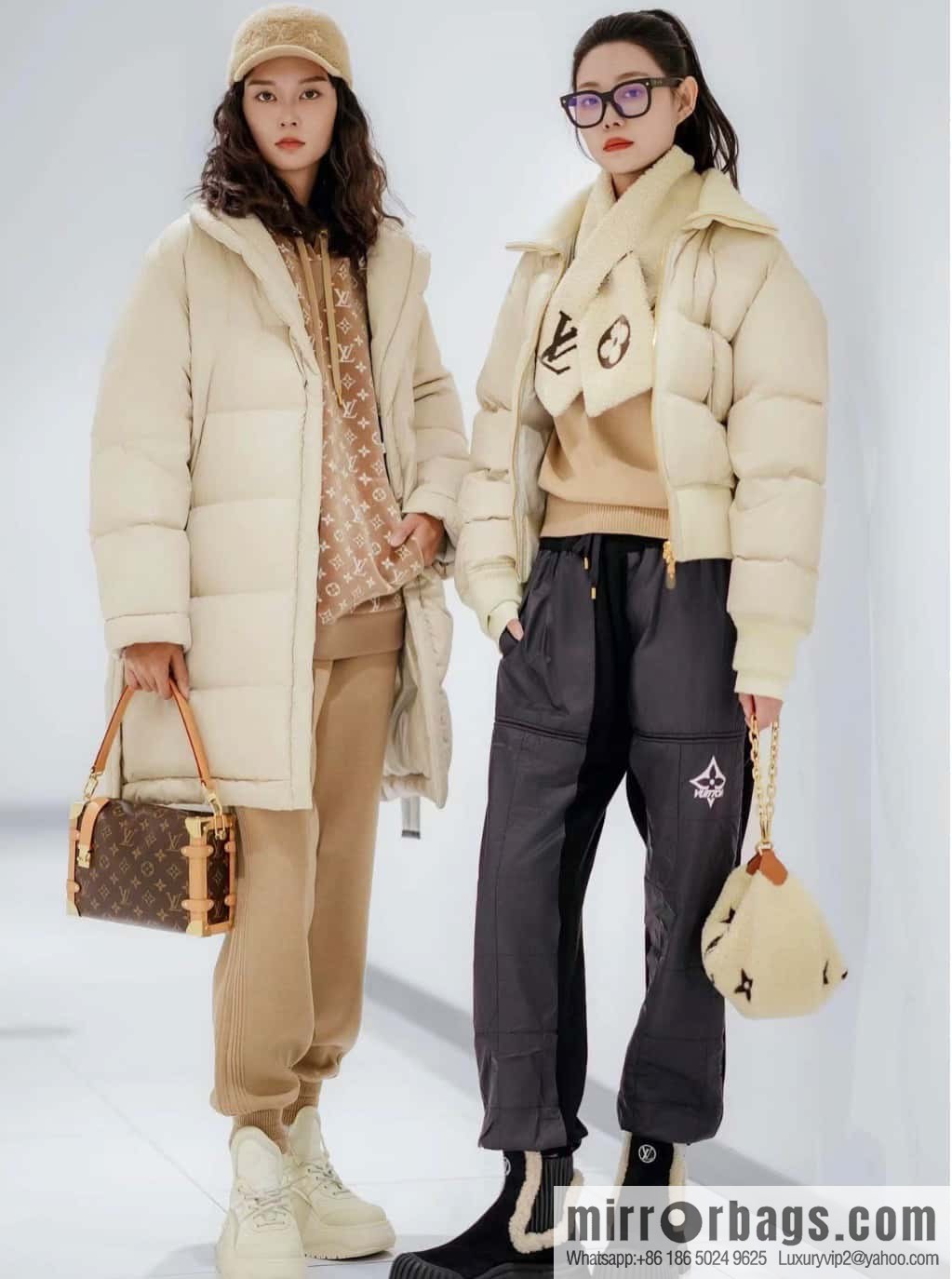[Boutique‑grade] M23321 meter white, lamb wool moon bag series, this Over The Moon handbag.