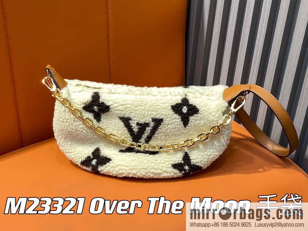 [Boutique‑grade] M23321 meter white, lamb wool moon bag series, this Over The Moon handbag.