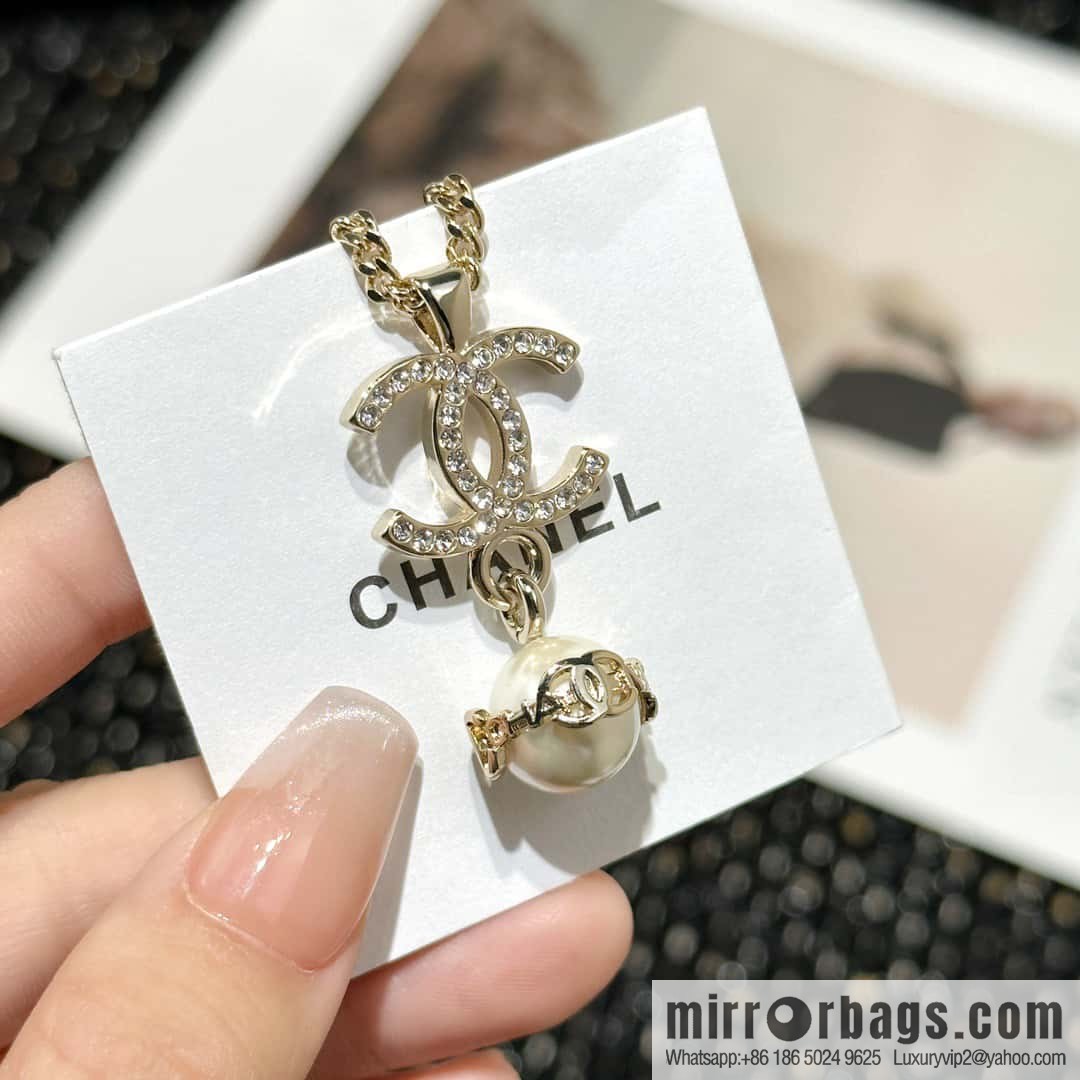 ☀️New ☑️ Chanel Full Diamond Double C Pearl Necklace
