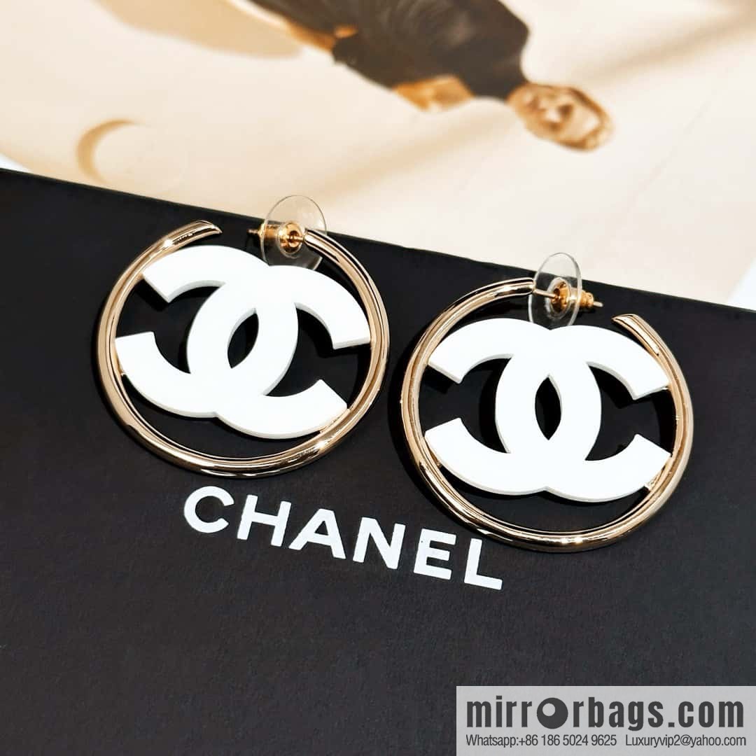 ❗️New ❗️ chanel stud earrings ☀️ new ☑️ chanel c2 double c round stud earrings ☀️