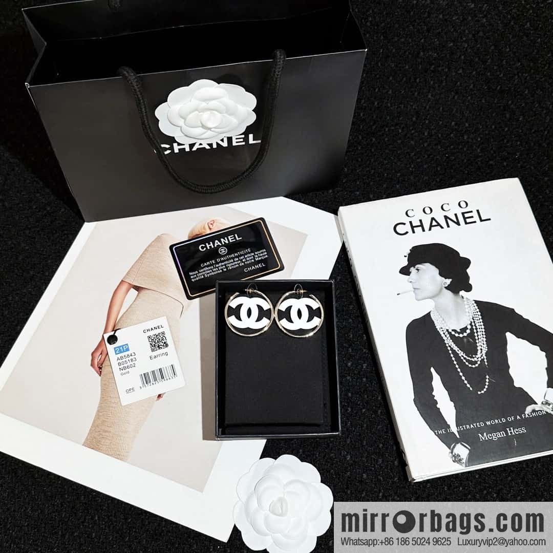 ❗️New ❗️ chanel stud earrings ☀️ new ☑️ chanel c2 double c round stud earrings ☀️
