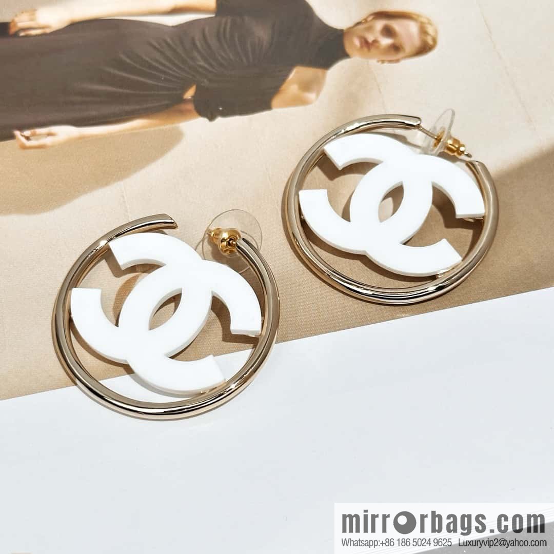 ❗️New ❗️ chanel stud earrings ☀️ new ☑️ chanel c2 double c round stud earrings ☀️