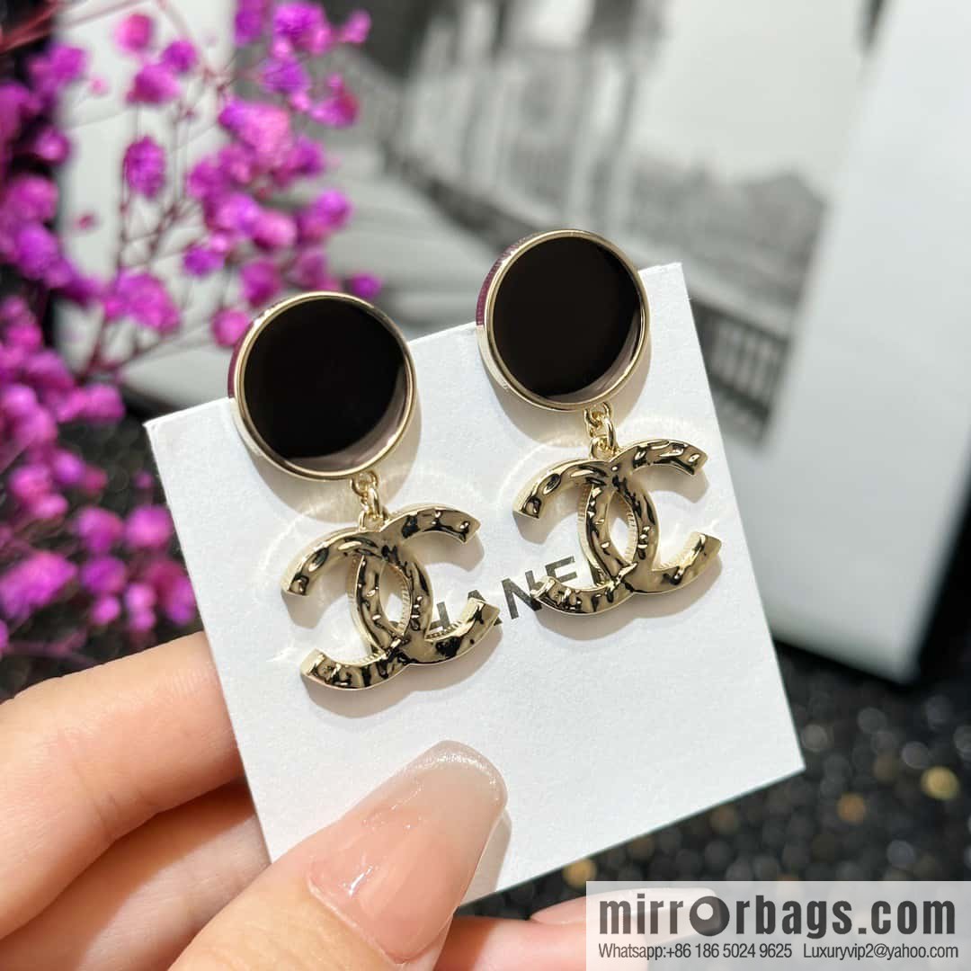☀️New ☑️ Chanel C2 double c round oil stud earrings