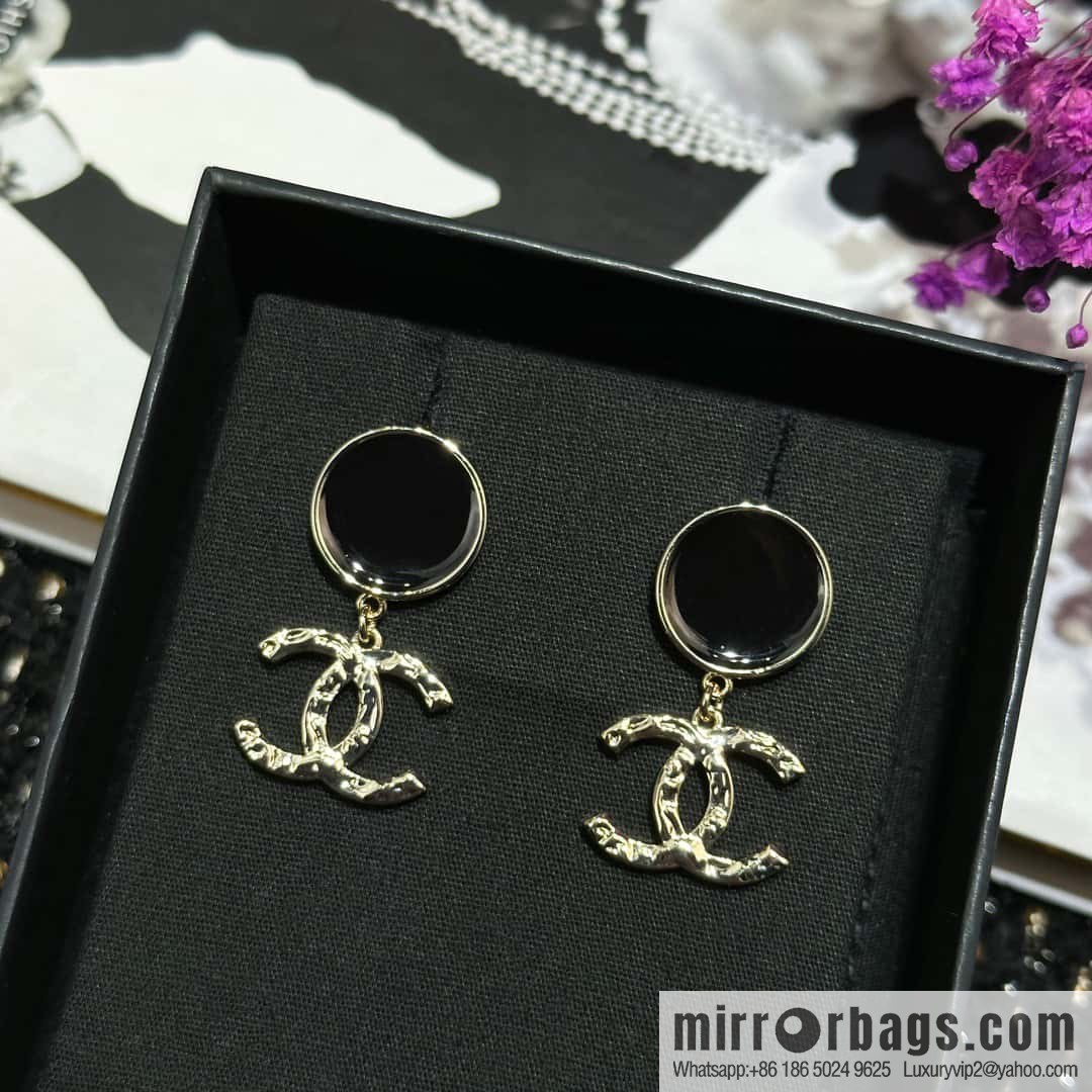 ☀️New ☑️ Chanel C2 double c round oil stud earrings