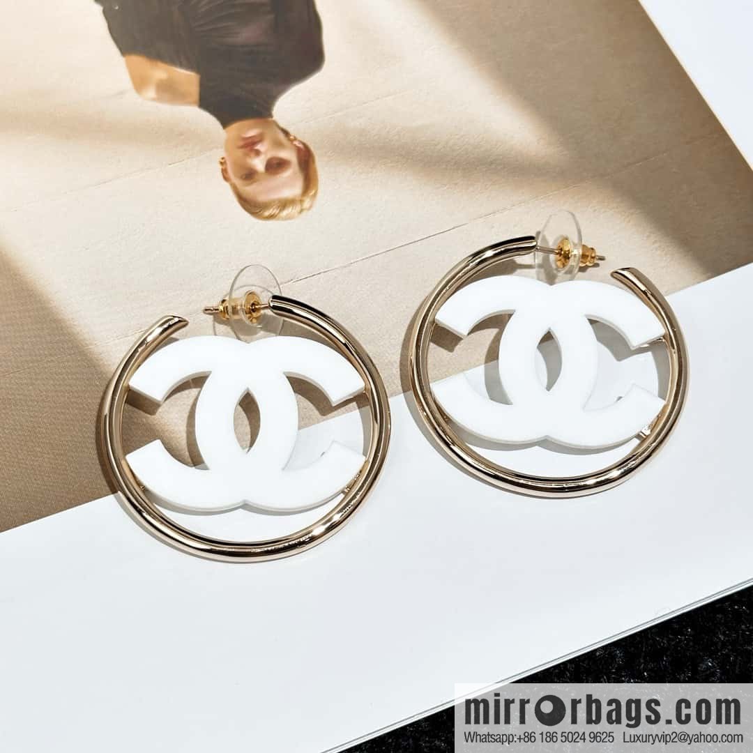 ❗️New ❗️ chanel stud earrings ☀️ new ☑️ chanel c2 double c round stud earrings ☀️