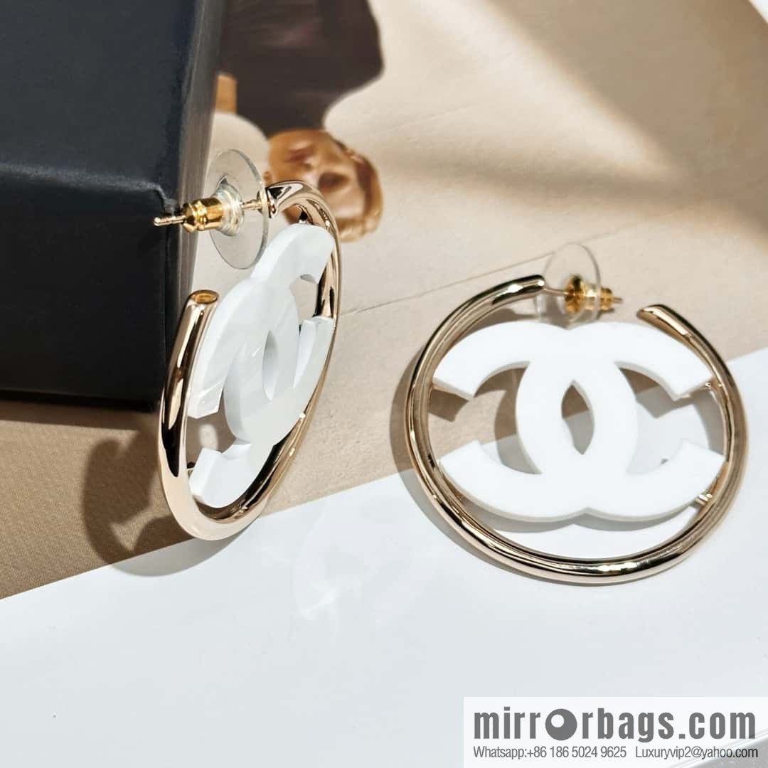 ❗️New ❗️ chanel stud earrings ☀️ new ☑️ chanel c2 double c round stud earrings ☀️